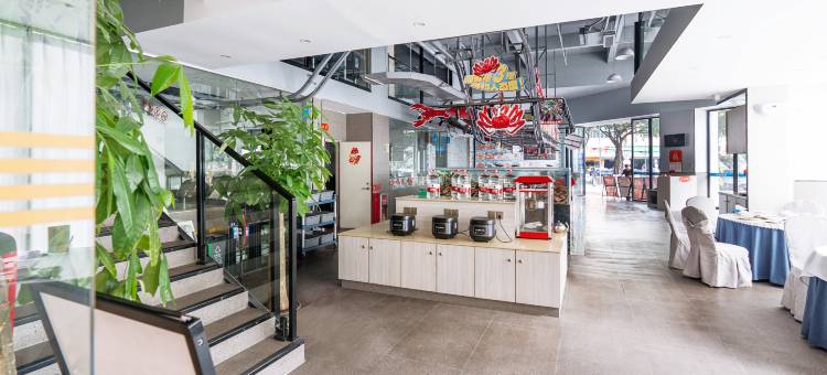 电玩鲸电竞酒店(广州天河珠村地铁站店)图片
