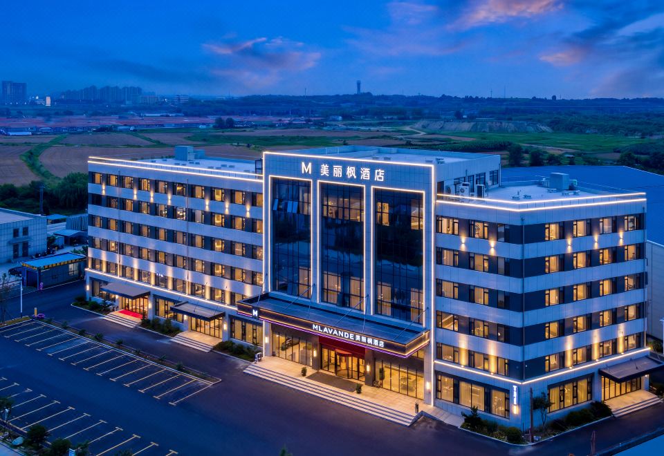 Meilifeng Hotel (Rongcheng High Speed Railway Station)Hotel Overview