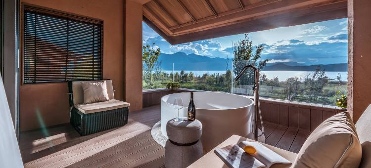 泸沽湖蓝畔酒店图片