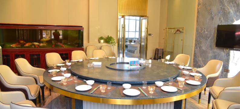 阿荣旗华悦酒店图片