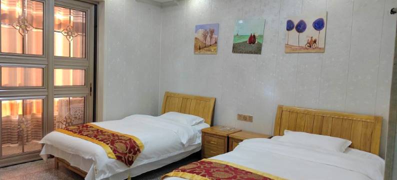 怡仁阁民宿(庐山西海店)图片