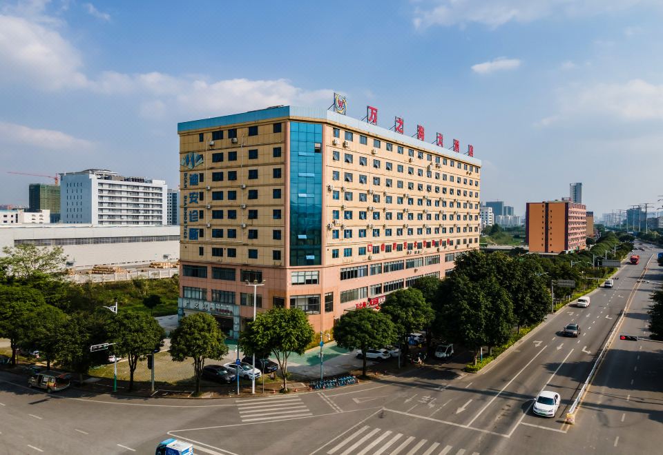 万之海大酒店(南宁安吉万达店)外景图