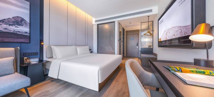 长沙滨江新城湖南金融中心亚朵酒店图片