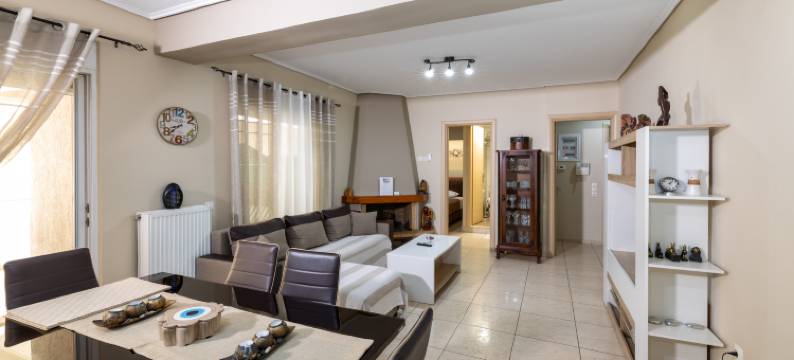 A&J 雅典机场出租公寓或客房酒店(A&J Apartments or Rooms Athens airport)图片