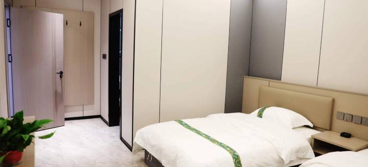 察右后旗旭辰酒店图片