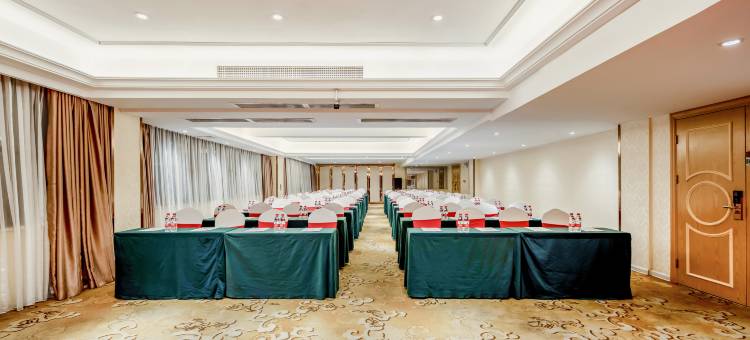 维也纳国际酒店(鹿寨县政府行政广场店)图片