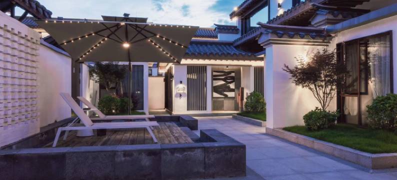 院里院外酒店(楚雄彝人古镇度假区高铁站店)图片