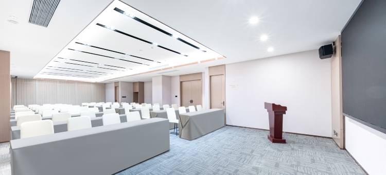 麗枫酒店(武汉华中科技大学佳园路地铁站店)图片