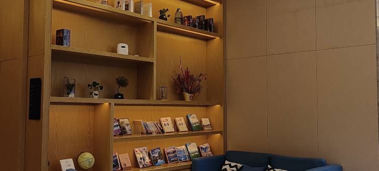 凯里亚德酒店(罗定环市东路店)图片