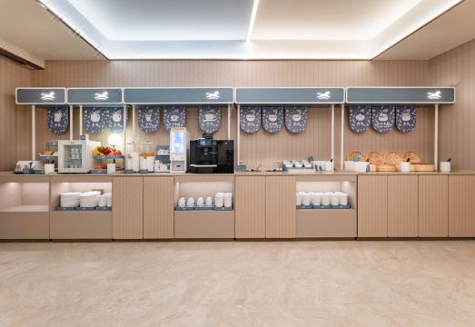 HanTing Hotel (Nanjing Gulou Square) Hotel Overview