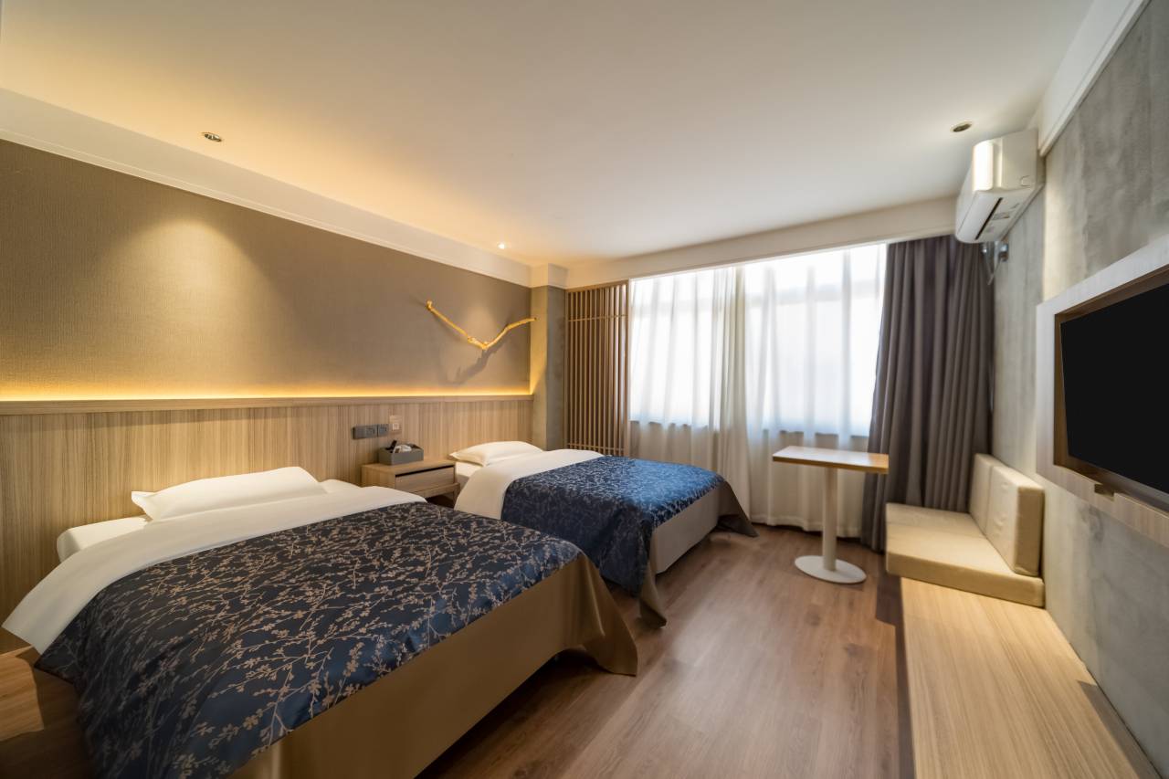 如家UP华驿精选酒店(南京南站大明路地铁站店)