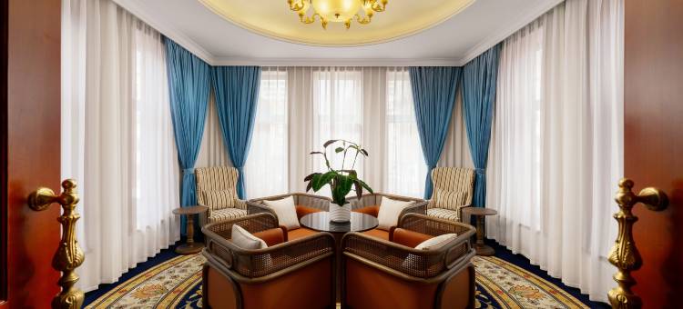 大连融悦庭酒店(中山广场店)图片