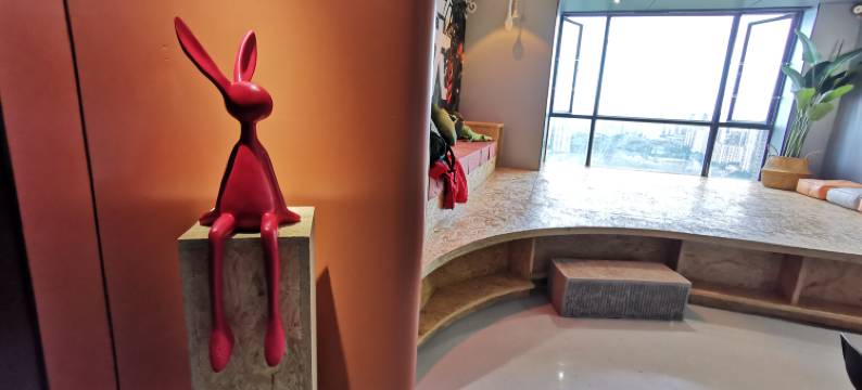 松可赞·智慧青旅(重庆西站二郎轻轨站店)图片