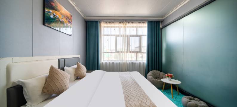 丽坤之家客栈(特克斯八卦城店)图片