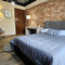 CASONA 46 R03 LUXURY STUDIOS & ROOMS