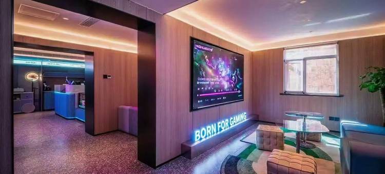 雷神电竞酒店(上海环球港华师大店)图片