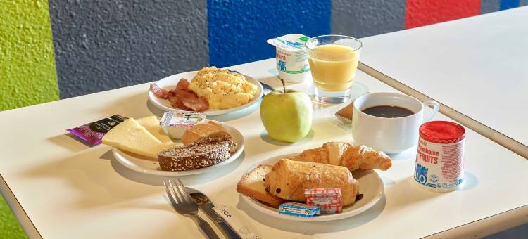 皮埃拉耶凯尔基酒店(B&B Hôtel Cergy Pierrelaye)图片