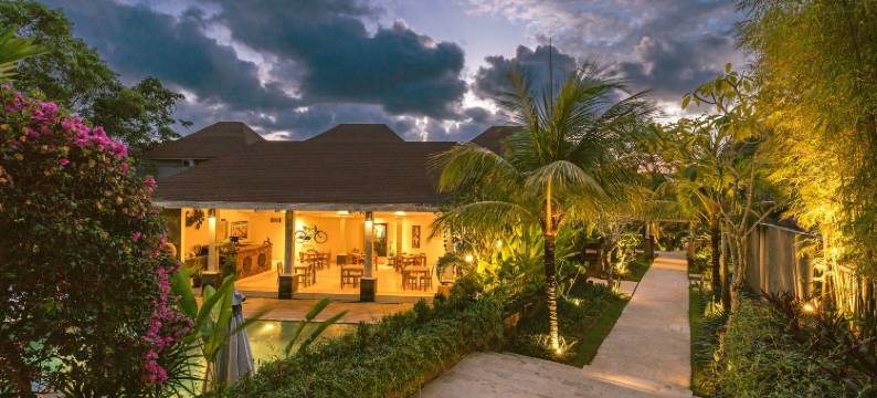 努沙杜瓦拉贝尔瑟斯度假村及别墅 - 塔里提亚精选酒店(La Berceuse Resort and Villa Nusa Dua by Taritiya Collection)图片