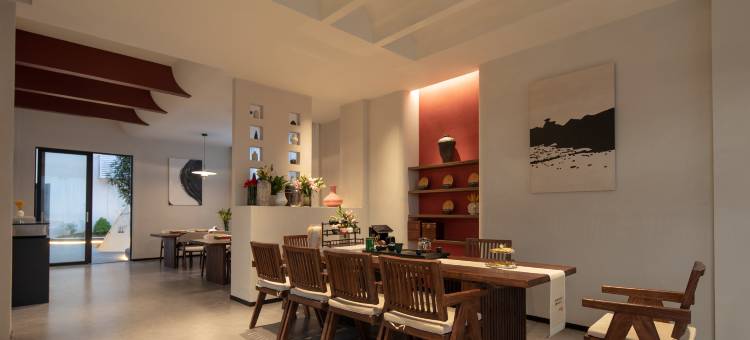 香川云归·诧寂艺术空间HOMESTAY·巨幕投影富氧观景民宿(古城店)图片