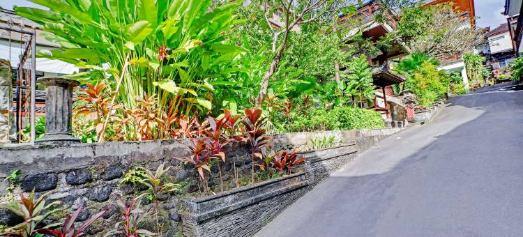 Collection O Bali near Terminal Ubung formerly Batukaru Garden Hotel图片