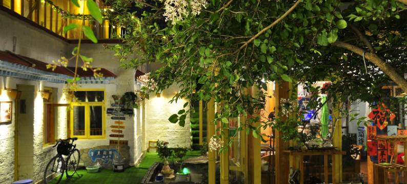 拉萨苍悟客栈(八廓街大昭寺店)图片