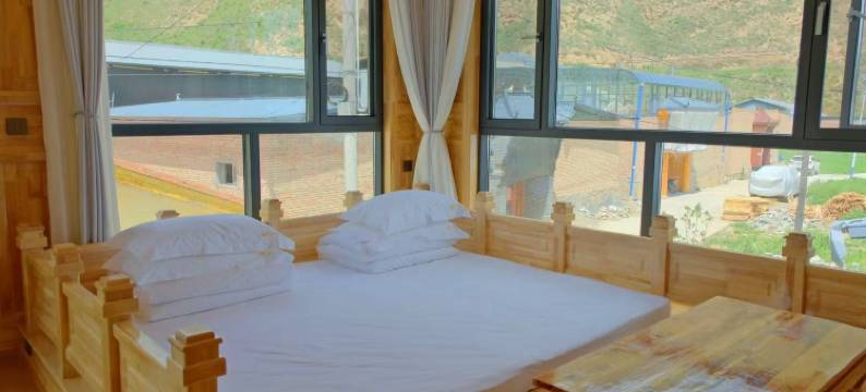 普赞林卡民宿图片