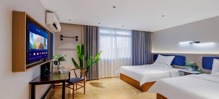 轻欢居酒店(湘潭汽车站店)图片