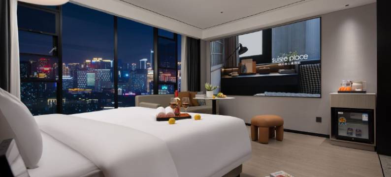 瑞贝庭Suisse Place国际酒店(芜湖八佰伴步行街店)图片