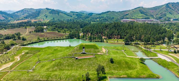 安吉绿郡龙山驿酒店图片