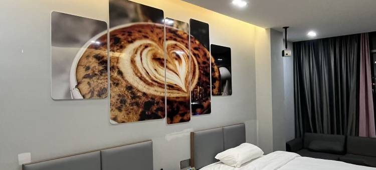 YZ·轻住艺术酒店(西湖公园店)图片