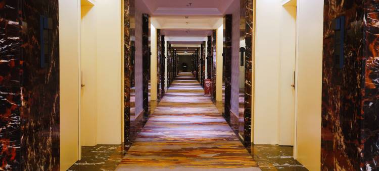 都市花园铂金酒店(榆林定边文化广场店)图片