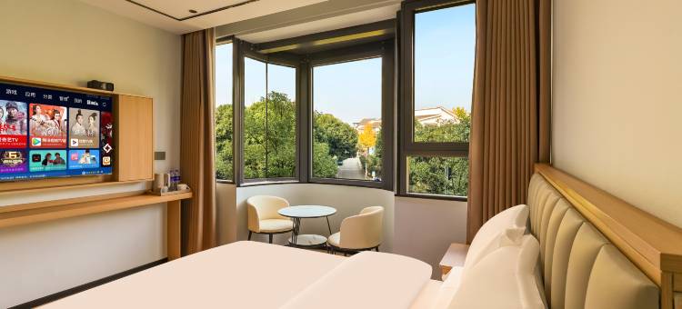 俊义酒店(六盘水站人民广场店)图片