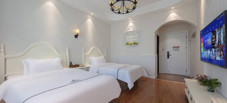 邵阳爱度影宿酒店(邵阳高铁站邵阳学院店)图片