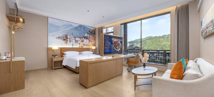 维也纳酒店(奉节夔门印象码头店)图片