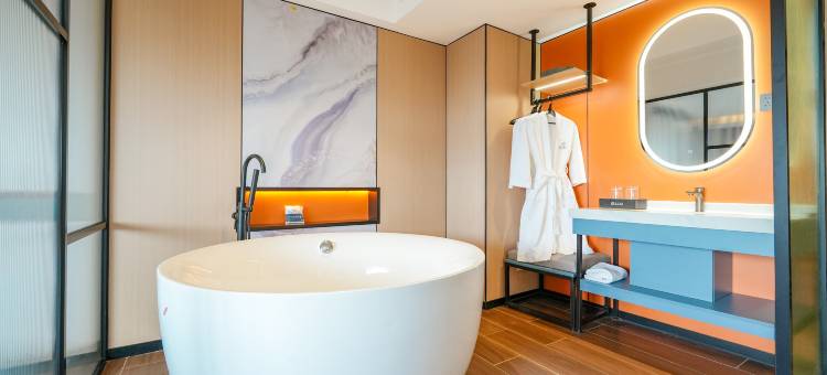 汕头•楠天DIVERSEROOMTYPES•COMMODIOUS•MODERN•酒店(达濠古城店)图片