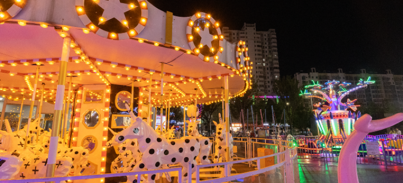 程龙·畅享轻奢影院loft民宿(南昌高新大道地铁站华润万象汇店)图片