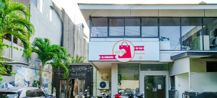 乐佳乐吉镇屋塞米亚克酒店 由拉瓦纳提供(Lega Legi Town House Seminyak by The Lavana)图片