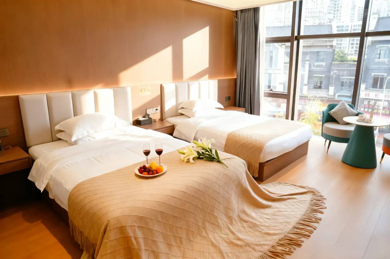 希尔曼酒店(天壶茶文化博览园店)图片