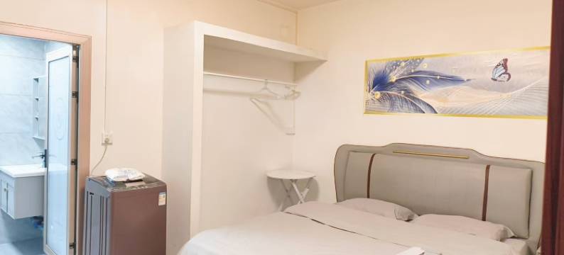 淘淘民宿(贺州远东城店)图片