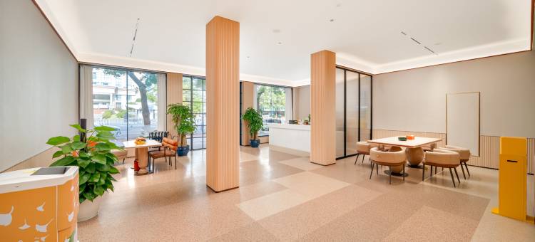 金桔酒店(联盛快乐城火车站店)图片