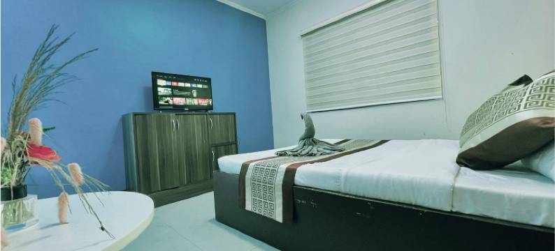 RedDoorz Premium @ RNJ Hotel图片