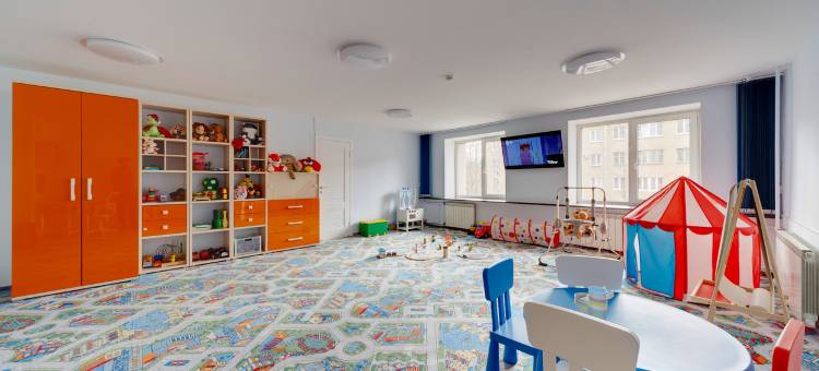 珀鲁斯特罗沃酒店(Polustrovo)图片