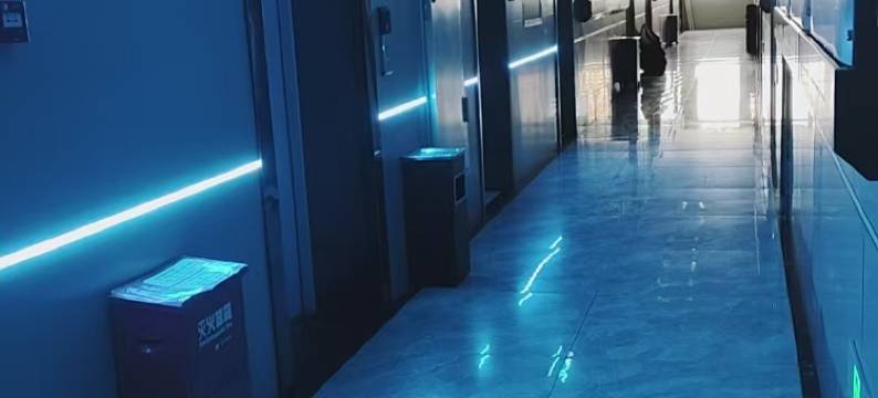 察布查尔·君辰电竞酒店(查鲁盖西街店)图片