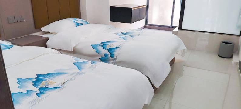 云上时光民宿(昆明长水机场店)图片