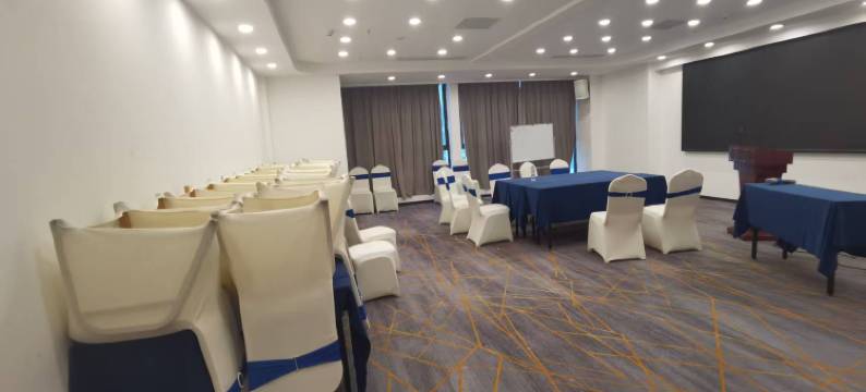 云品酒店(柳州火车站店)图片