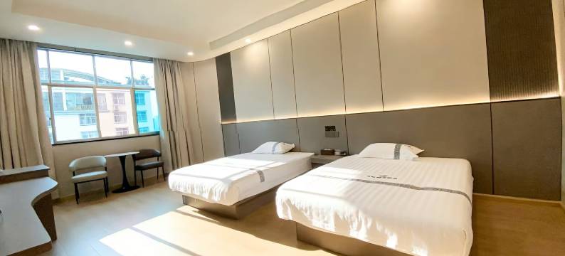 盘州海红酒店(兴凯花园店)图片