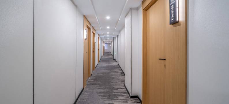 智尚酒店(外滩四川北路地铁站店)图片