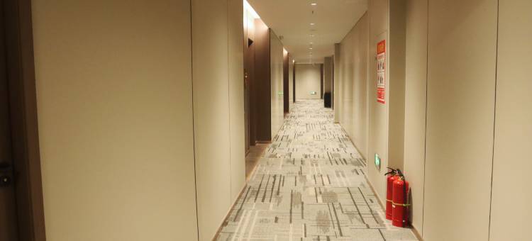 金喜鹊智能酒店(岳阳县汽车站店)图片