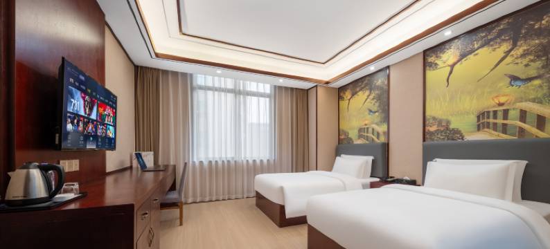 亚曼轻奢酒店(木雕城五马塘夜市店)图片