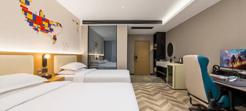 网鱼电竞酒店(常州青果巷吾悦广场店)图片